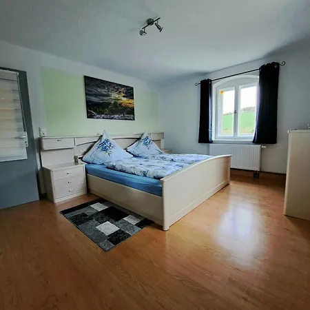 Zum Jagdsteinblick Apartment *